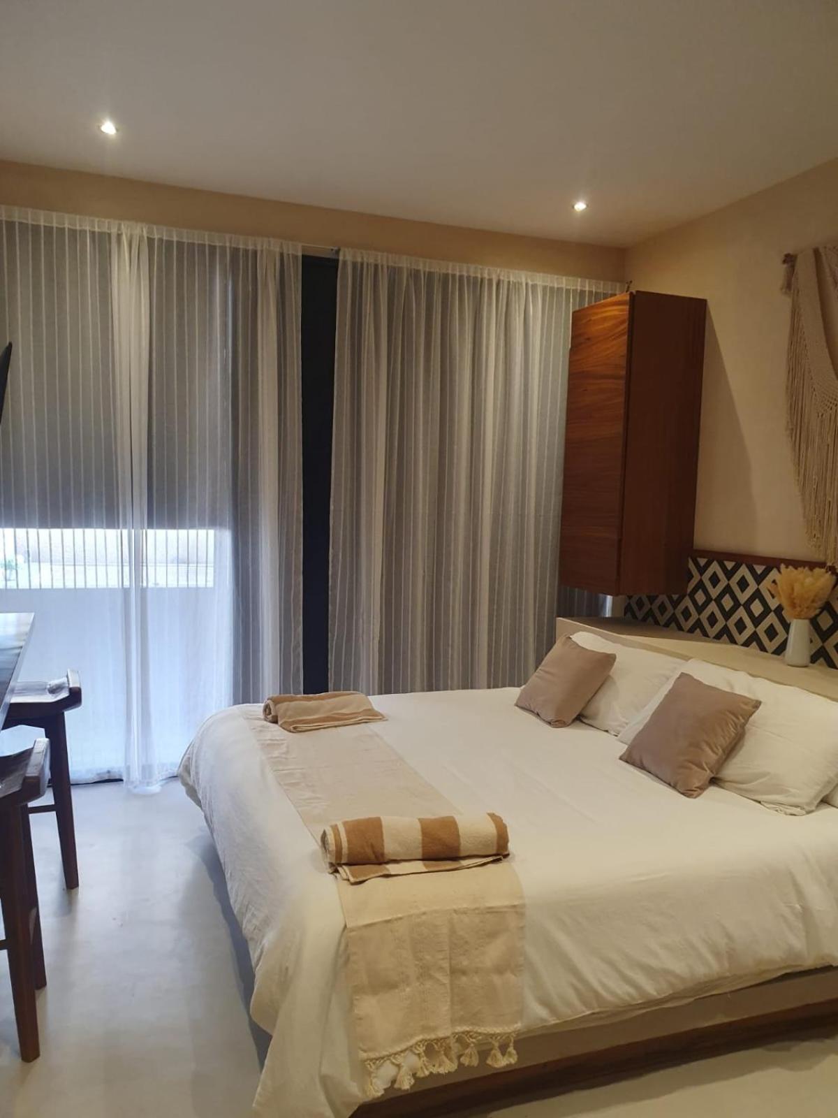 Solemn Villasenor Aparthotel